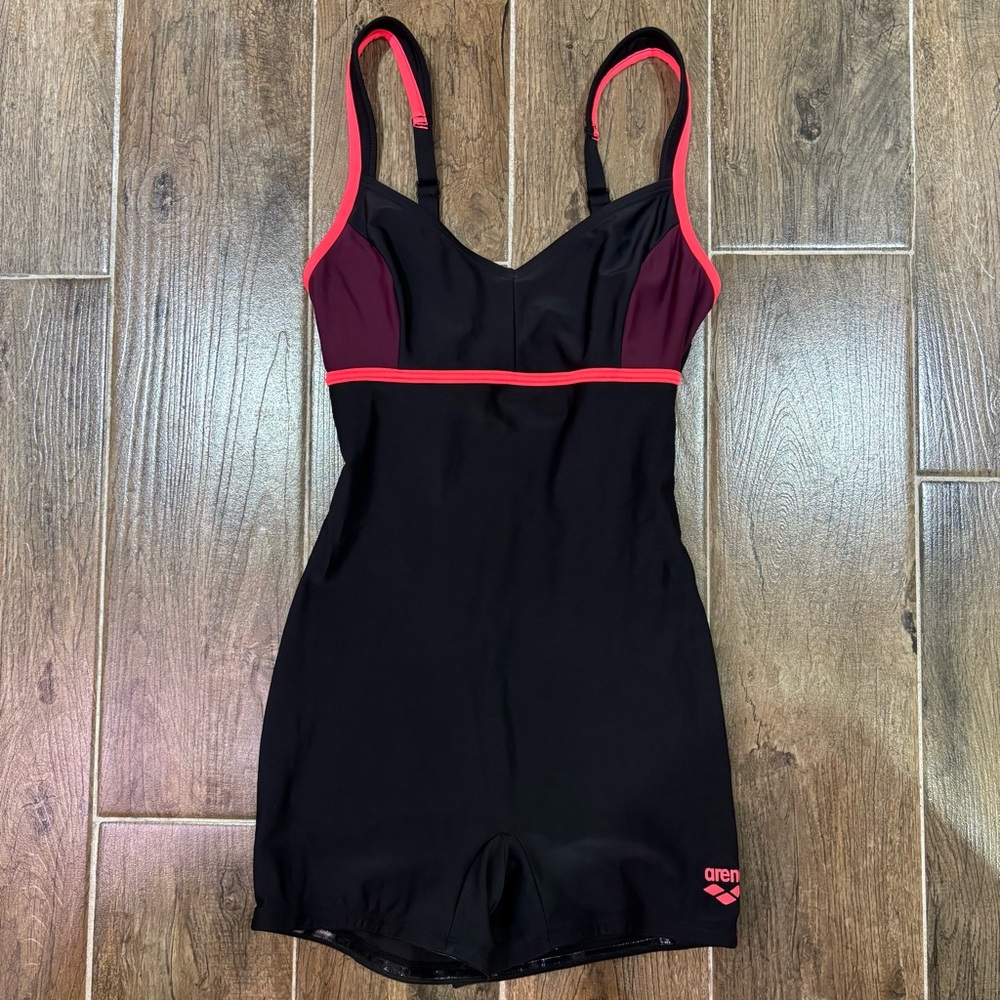 Arena Square-Leg Swimsuit - Size 32 - Black & Coral